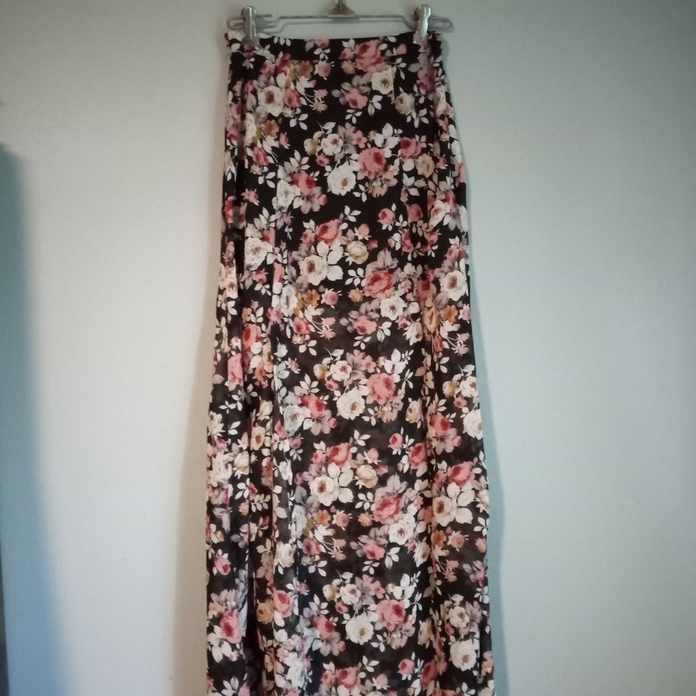 Floral Skirt with two side slits